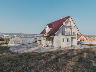 RD 5+1 s pozemkem 1893 m²